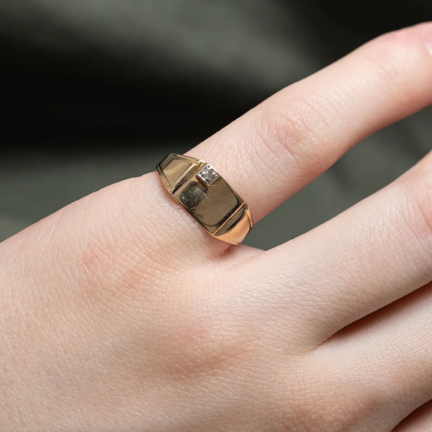 10K Corner Diamond Rectangle Signet Ring | 0.01ct | SZ 5