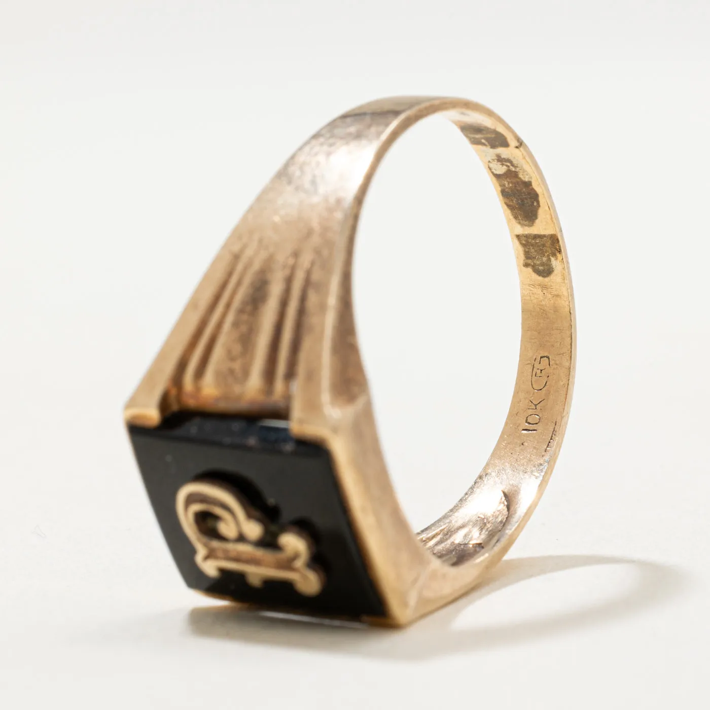 10K Onyx 'P' Initial Signet Ring | 1.70ct | SZ 11.75