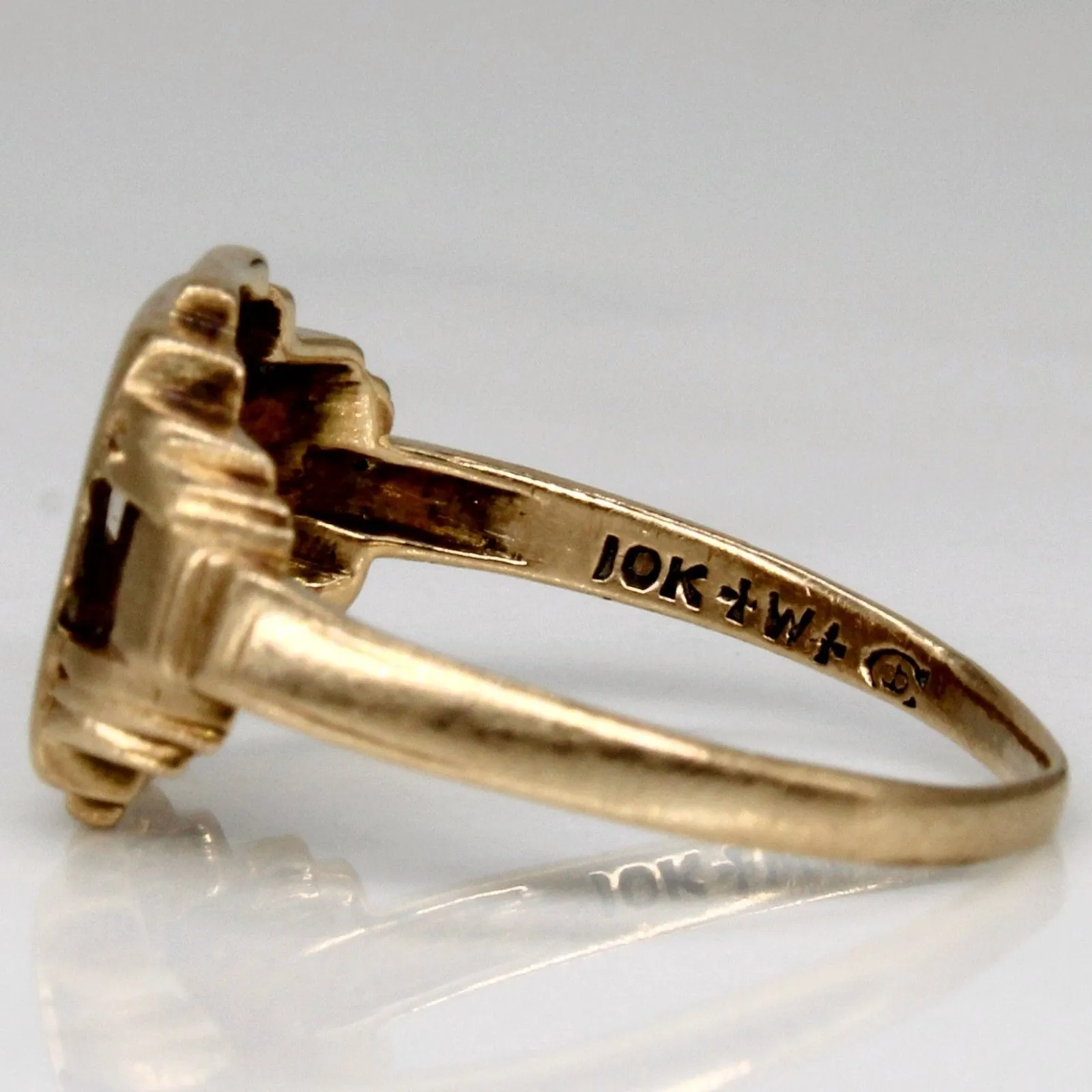 10k Yellow Gold 'L' Signet Ring | SZ 6 |