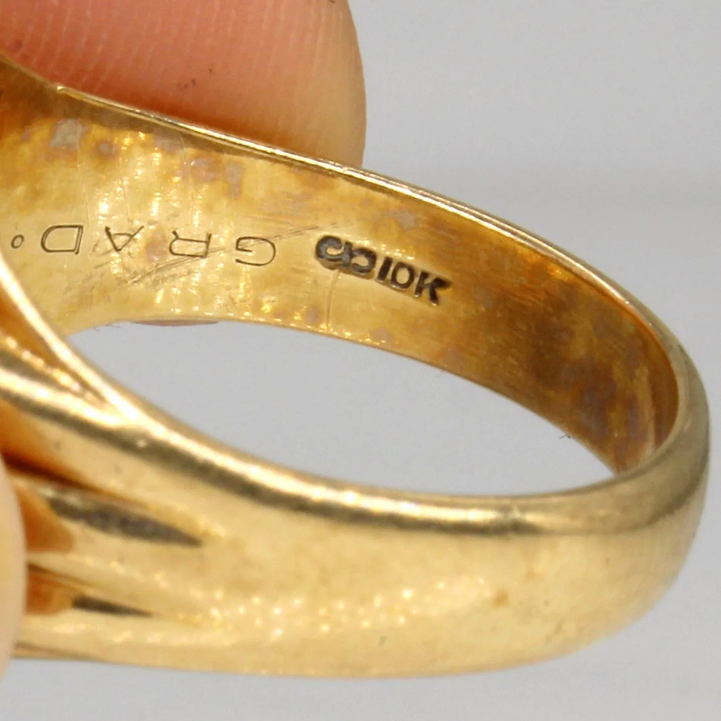 10k Yellow Gold 'M.M' Signet Ring | SZ 10.25 |
