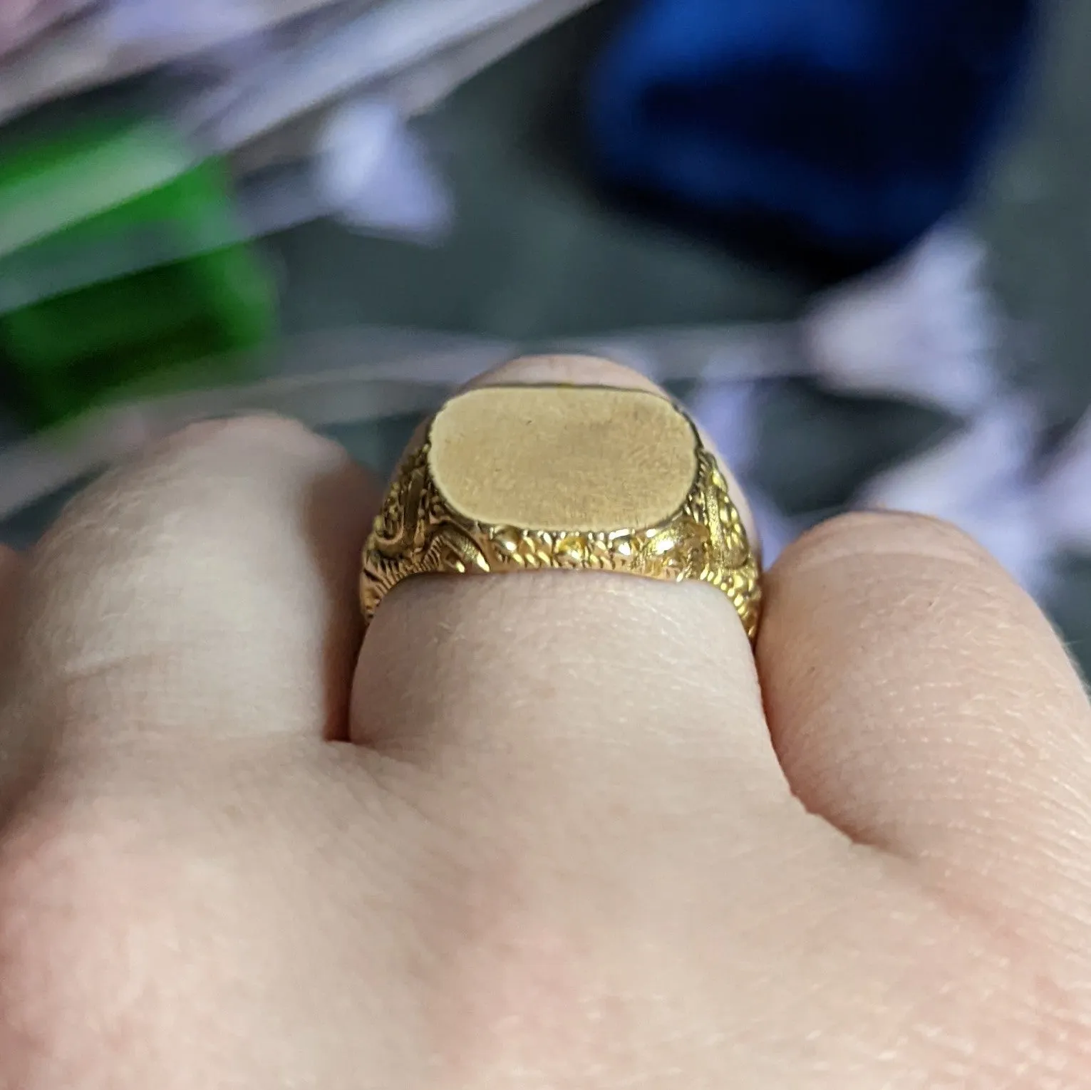 1900 Victorian 14 Karat Yellow Gold Scrolling Cushion Signet Ring