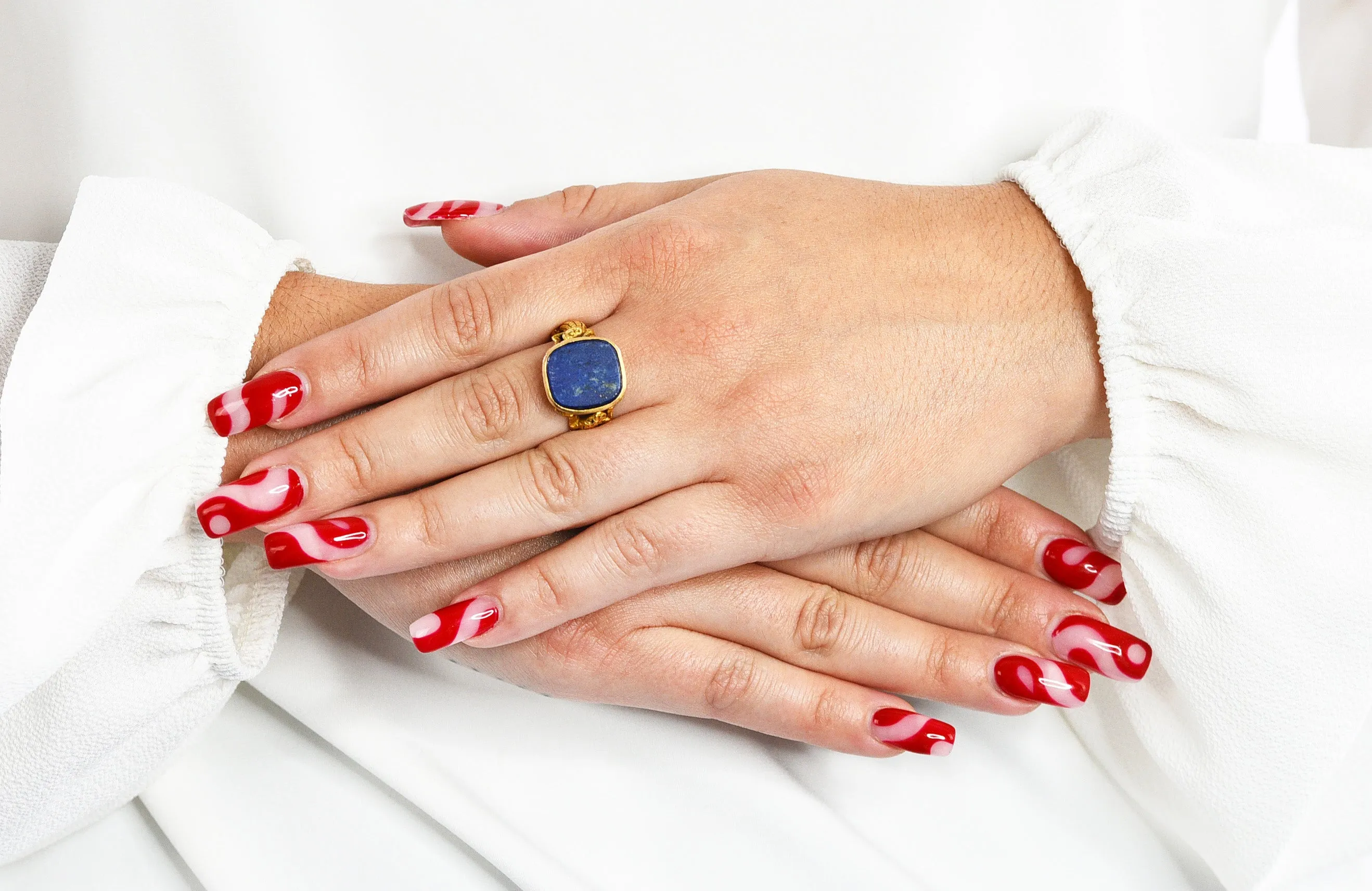 1900 Victorian Lapis Lazuli 14 Karat Gold Lizard Unisex Signet Ring