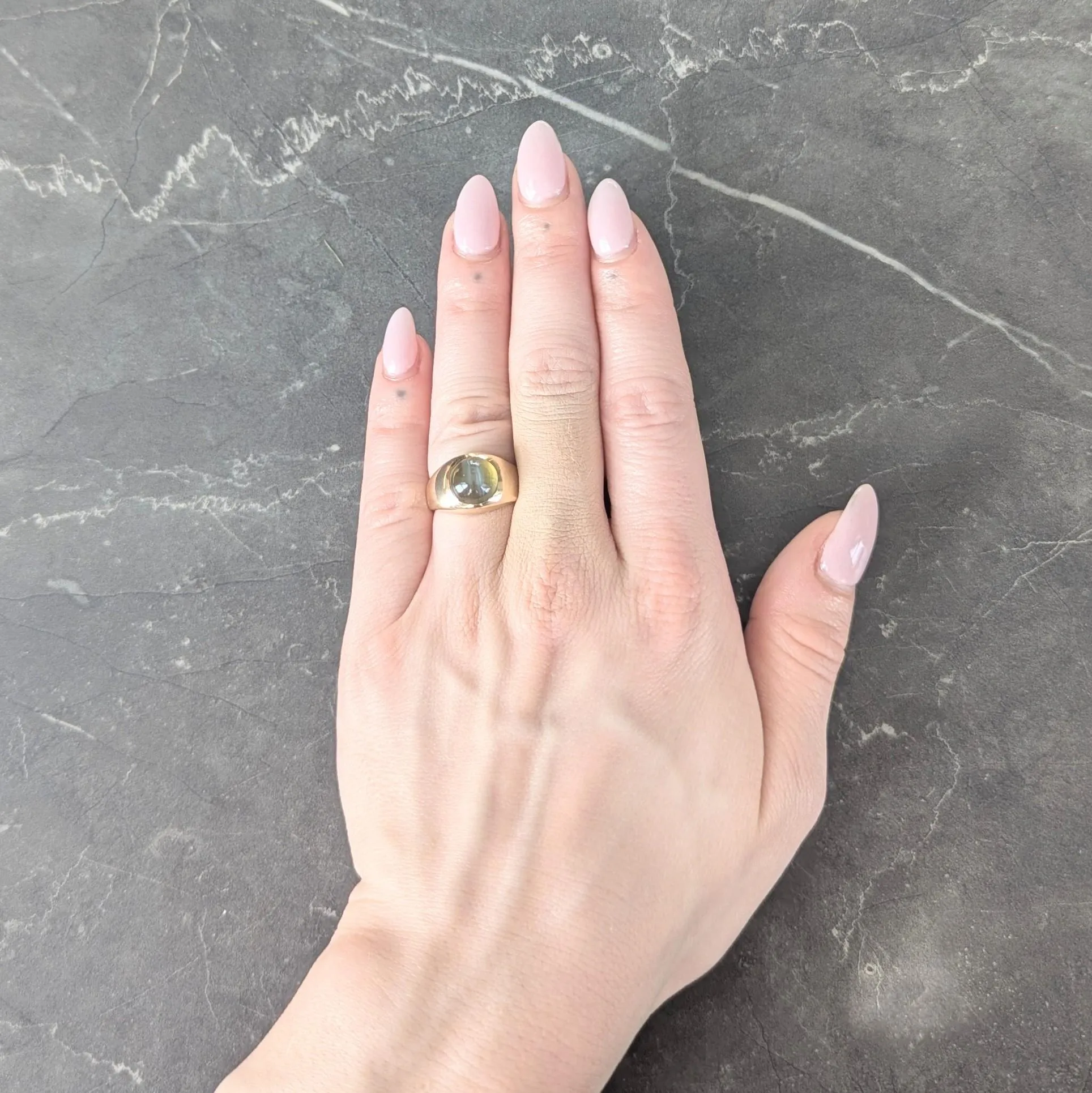 1960's Natural Cat's Eye Chrysoberyl 14 Karat Yellow Gold Vintage Signet Ring GIA