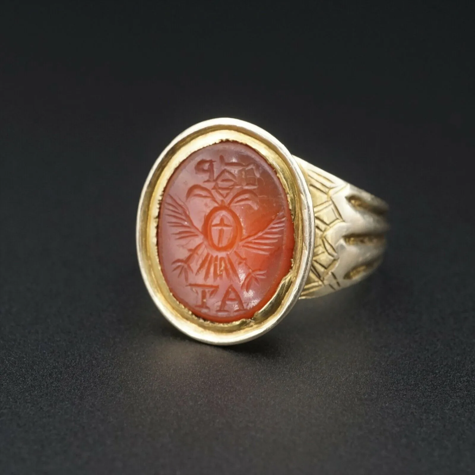 Antique 10K Gold Carved Carnelian Intaglio Double Eagle Ring Size 12.5 RG3204