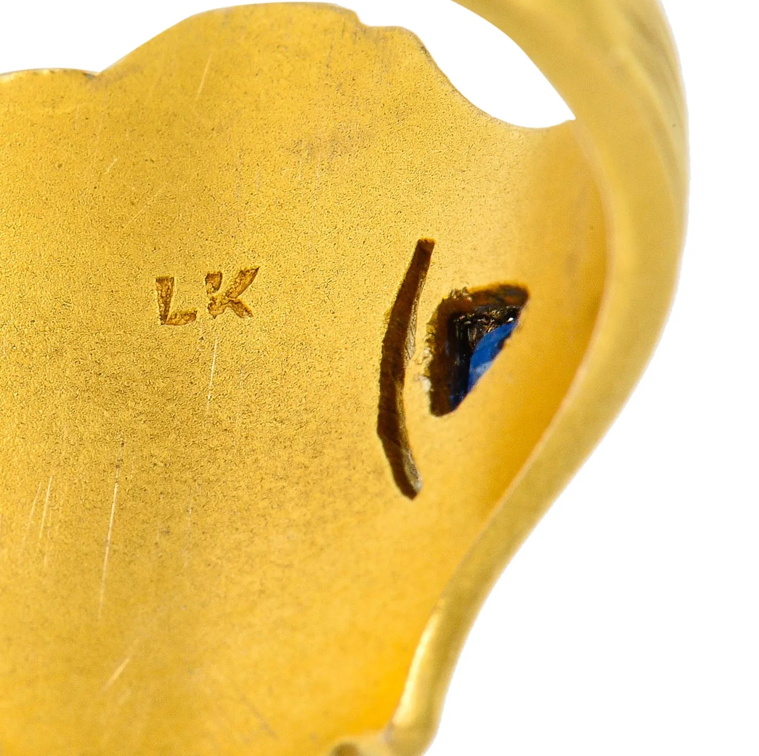 Art Nouveau Sapphire 14 Karat Gold Signet Ring
