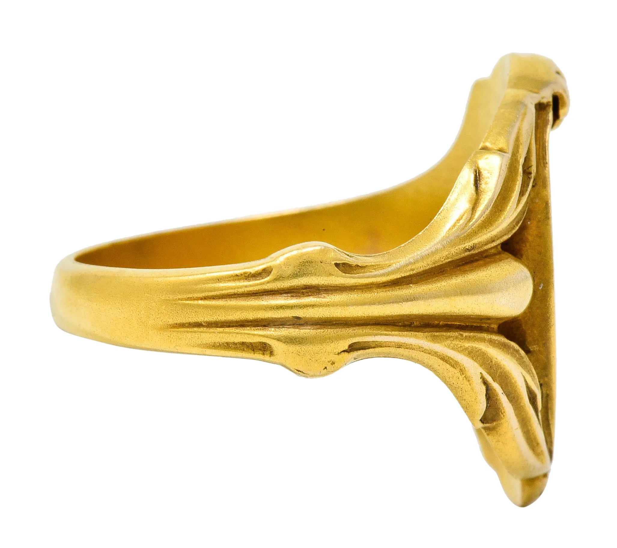 Art Nouveau Sapphire 14 Karat Gold Signet Ring