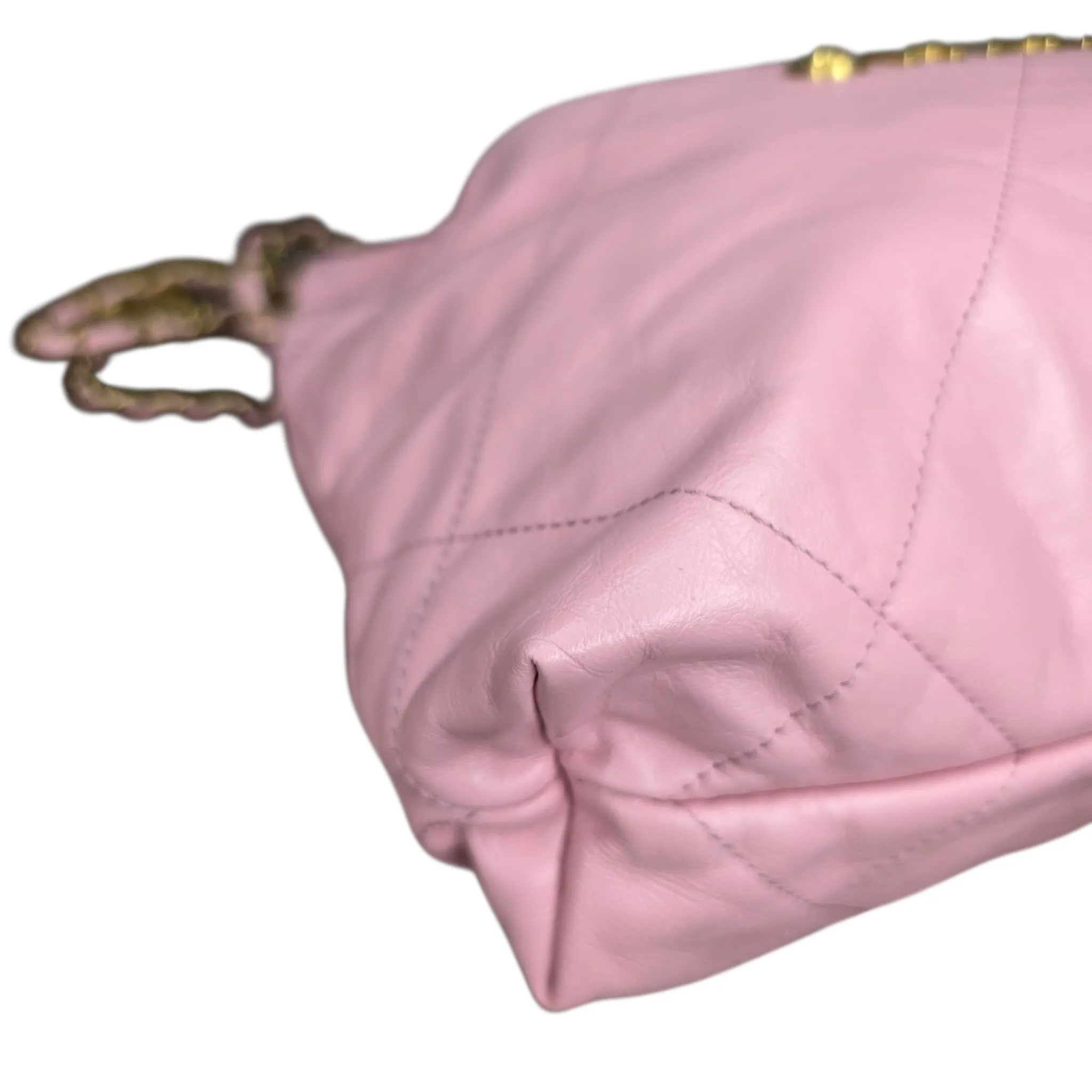 Chanel 22 Small Pink Calfskin, Gold-tone Hardware