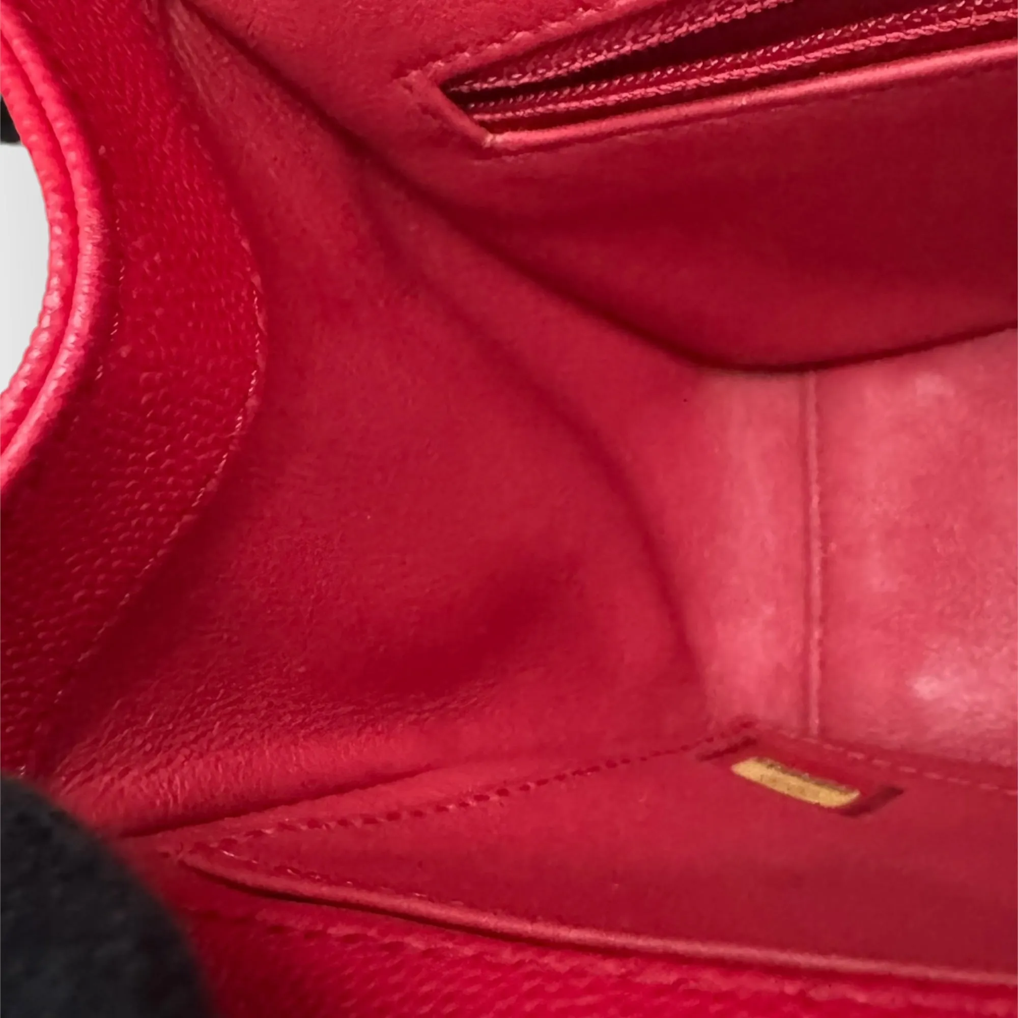 Chanel Business Affinity Small, Strawberry Red Grained Calfskin / Caviar Gold-tone Hardware