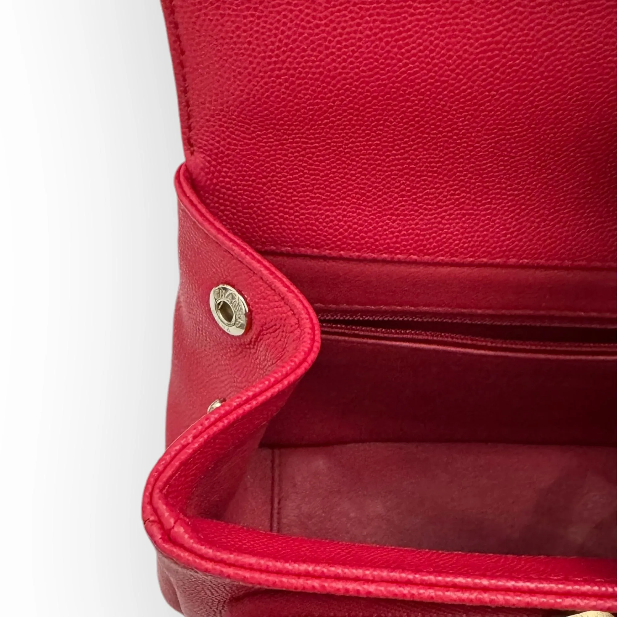 Chanel Business Affinity Small, Strawberry Red Grained Calfskin / Caviar Gold-tone Hardware