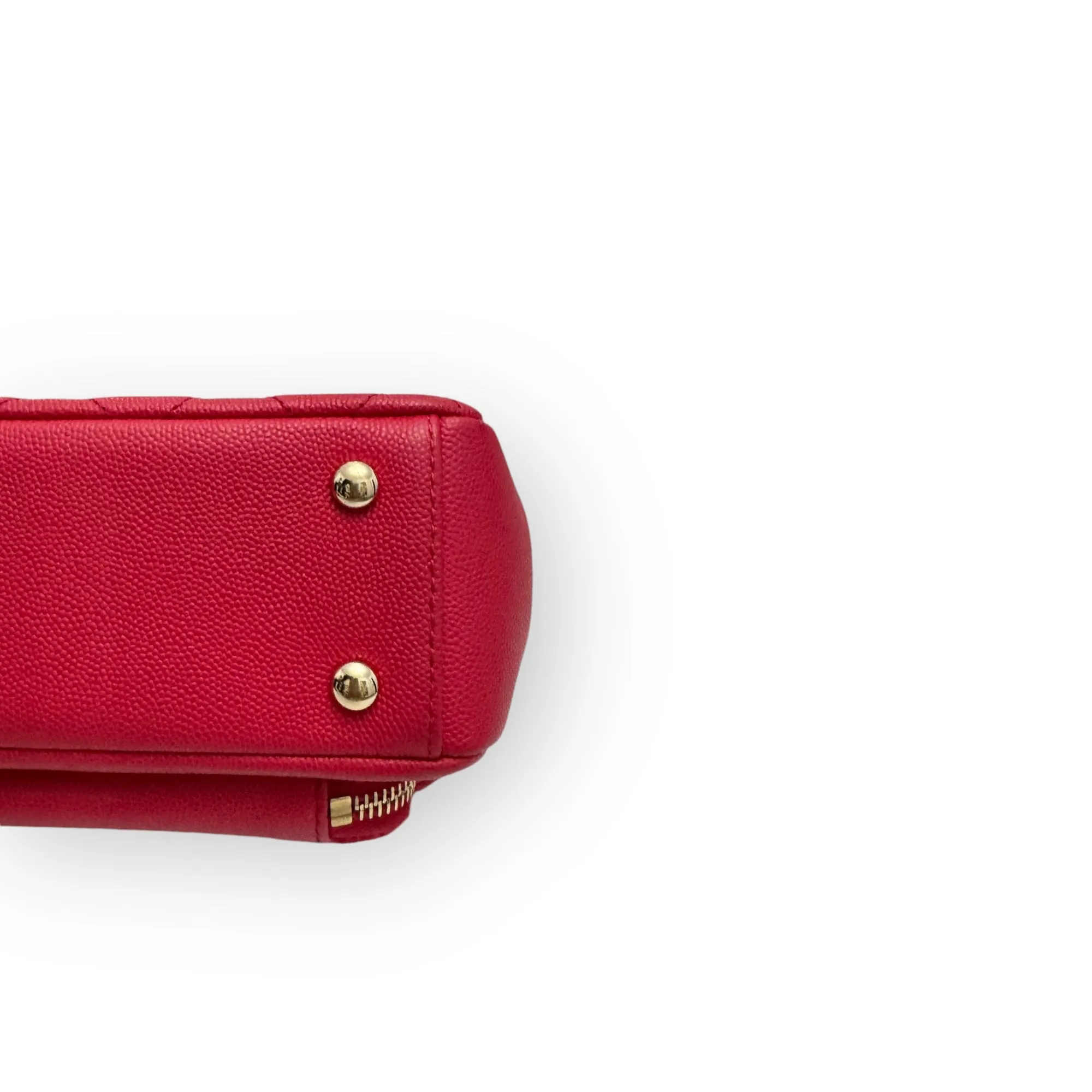 Chanel Business Affinity Small, Strawberry Red Grained Calfskin / Caviar Gold-tone Hardware