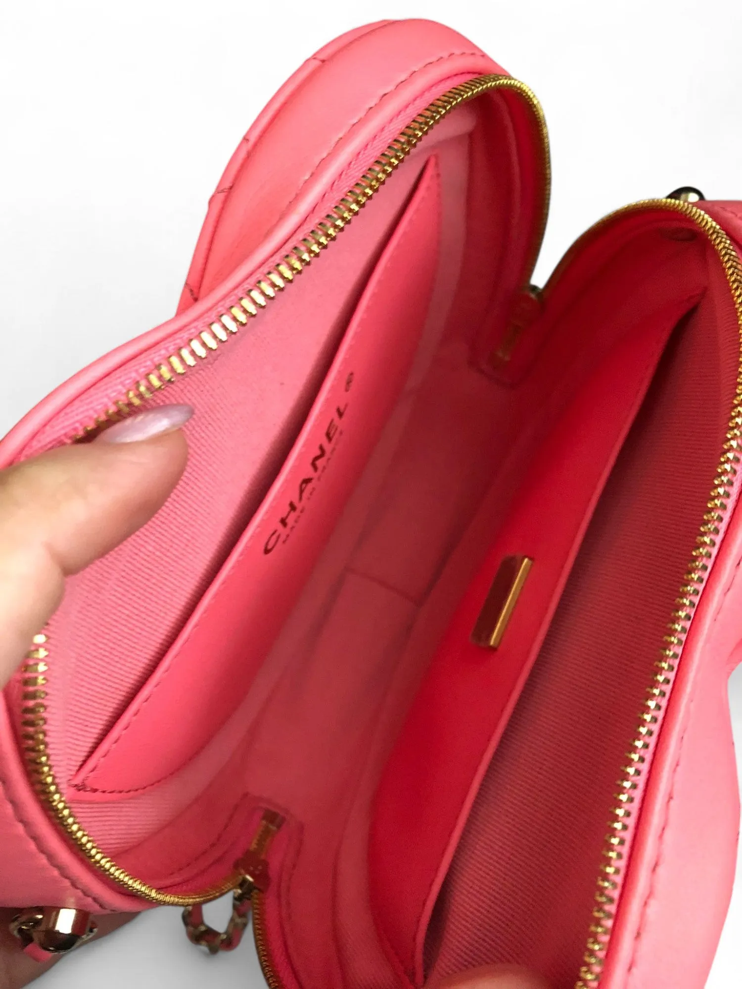 Chanel CC In Love Heart Bag - Large Dark Pink Lambskin, Gold-tone Hardware