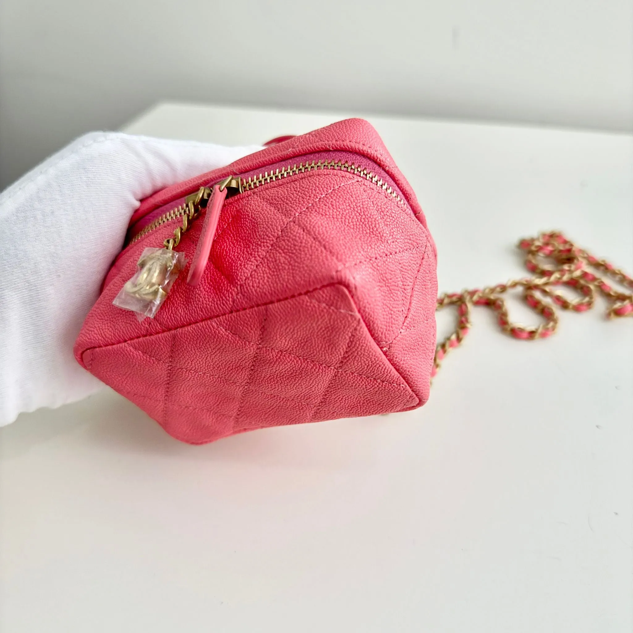 Chanel Micro Vanity Bag Pink Caviar / Grained Gold-Tone Hardware