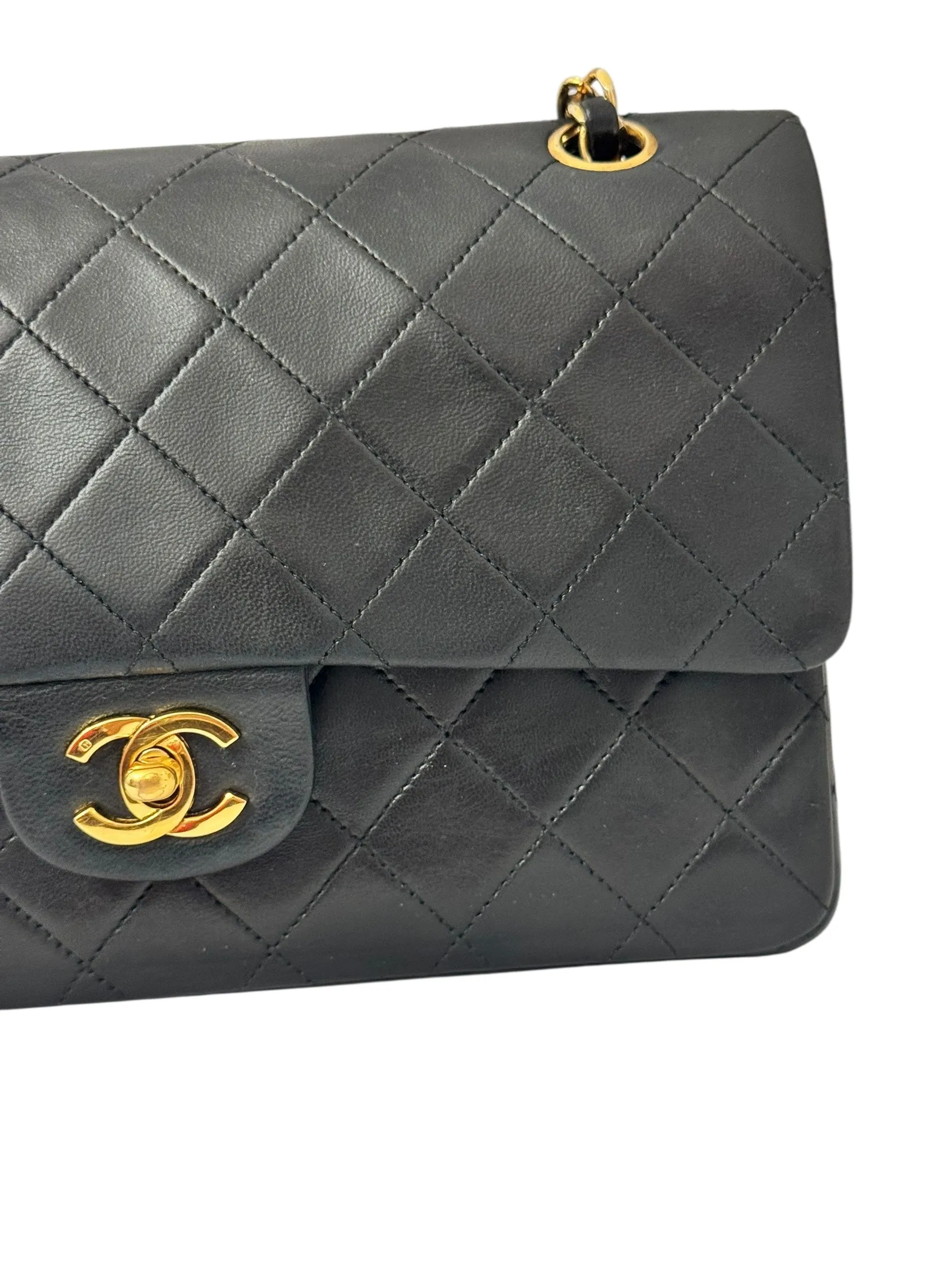 Chanel Timeless Classic Medium Vintage, Black Lambskin 24kt Gold-tone Hardware