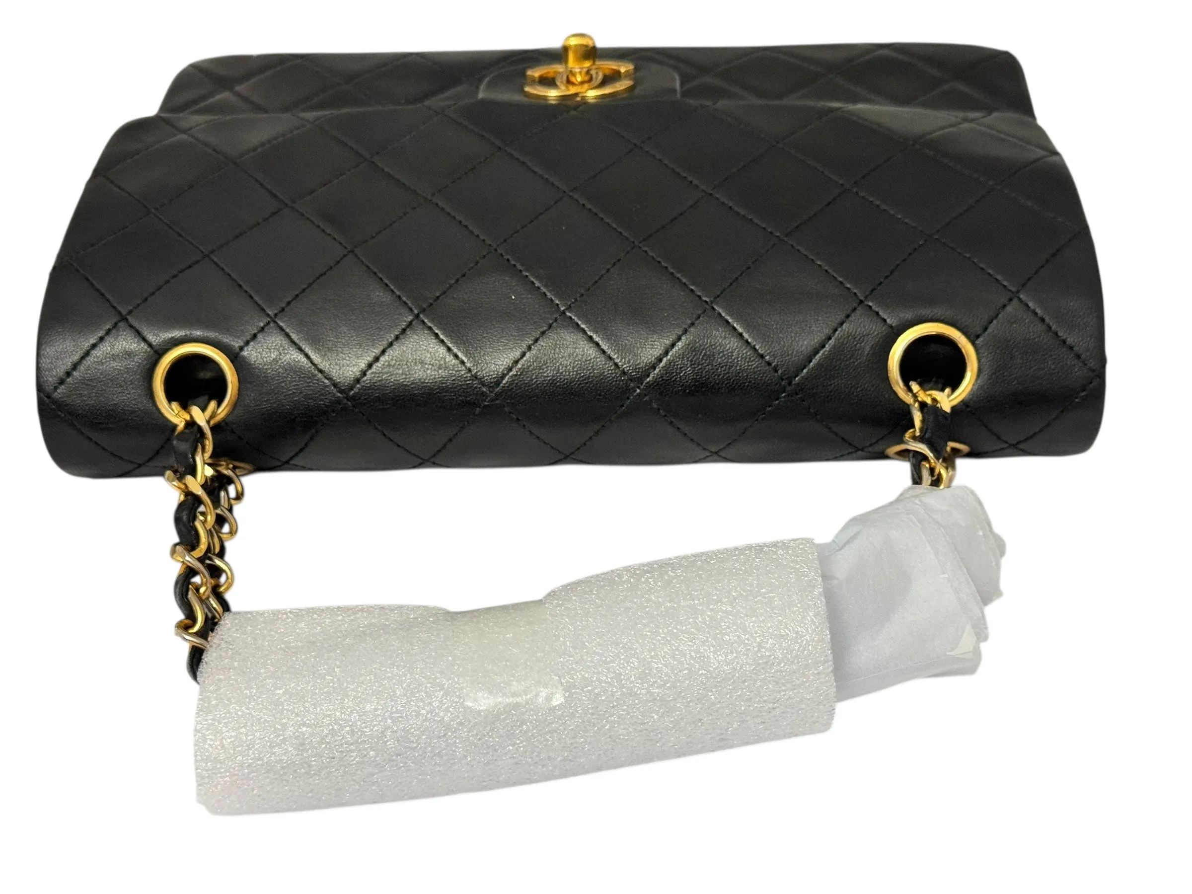 Chanel Timeless Classic Medium Vintage, Black Lambskin 24kt Gold-tone Hardware