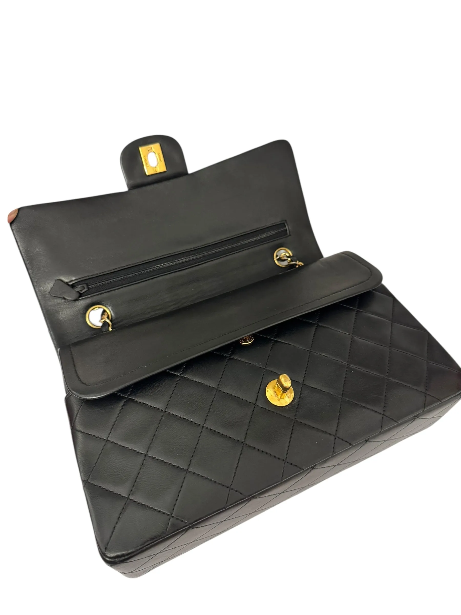 Chanel Timeless Classic Medium Vintage, Black Lambskin 24kt Gold-tone Hardware