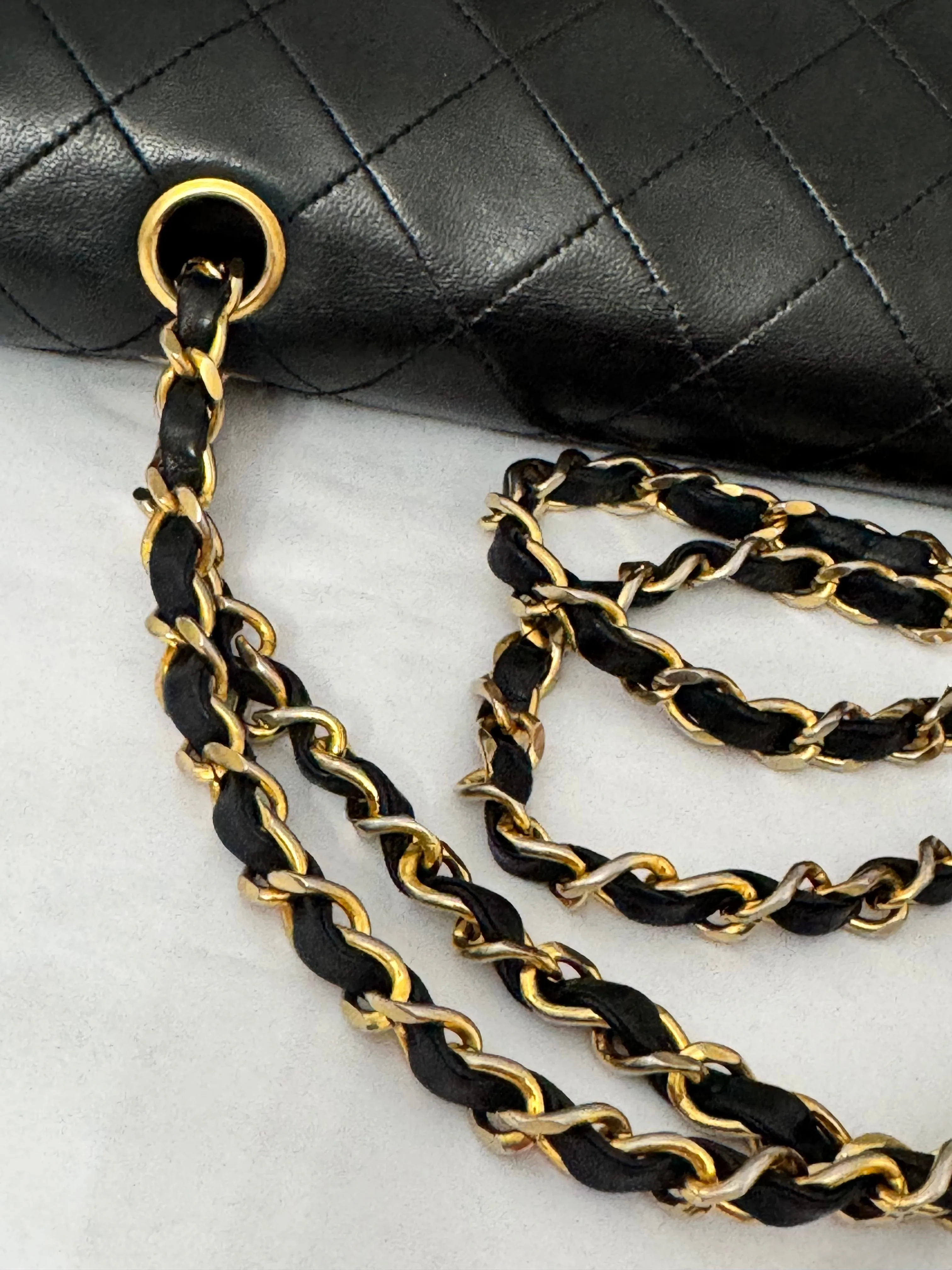 Chanel Timeless Classic Medium Vintage, Black Lambskin 24kt Gold-tone Hardware