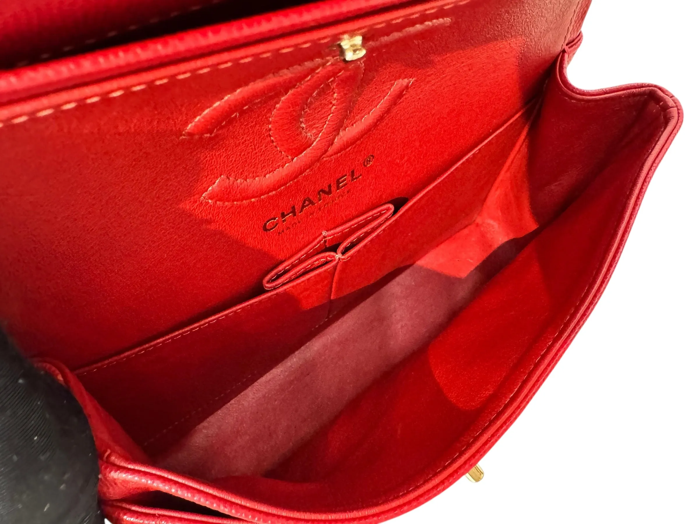 Chanel Timeless Classic Small 19B True Red Caviar Gold-tone Hardware