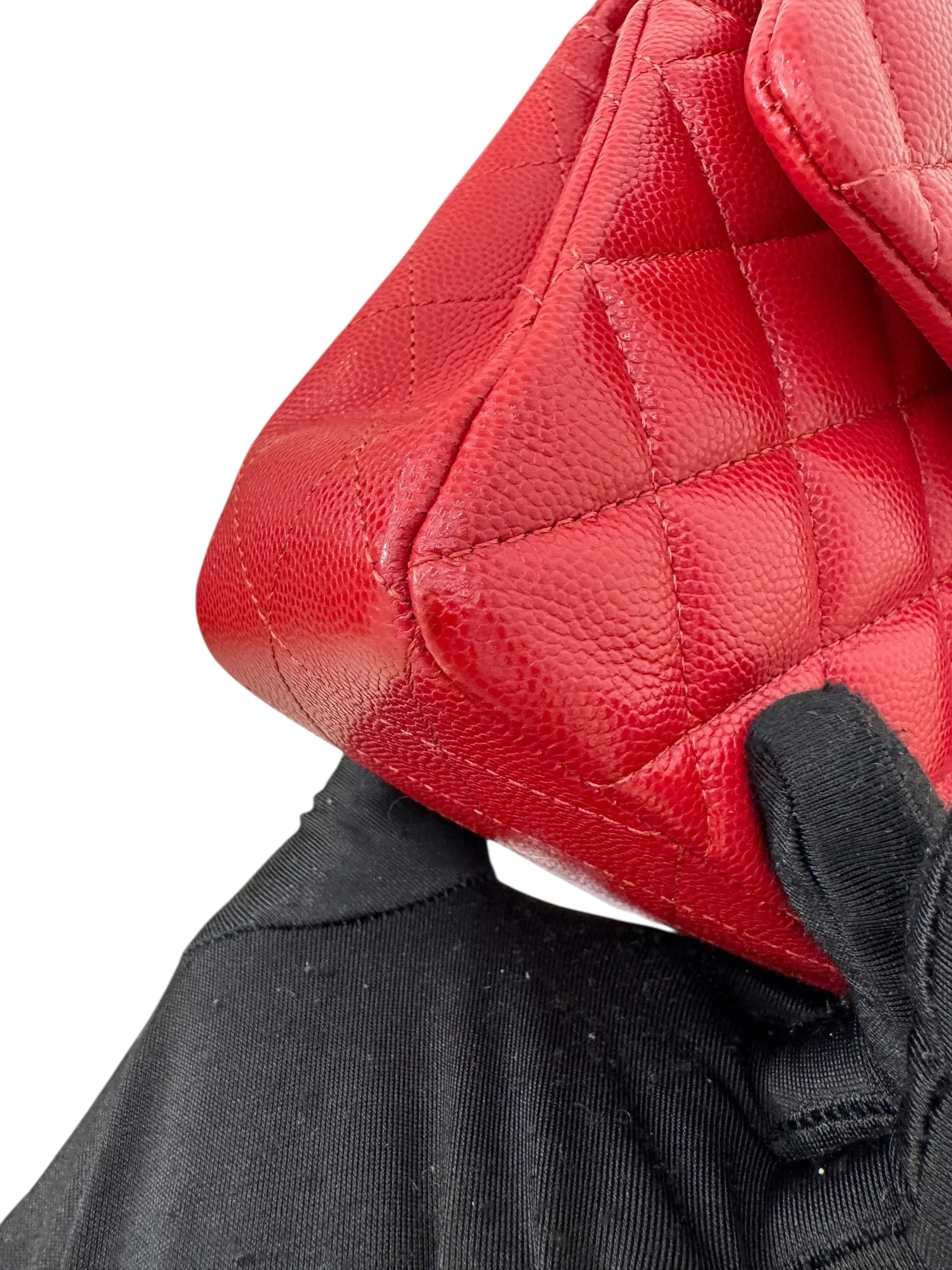 Chanel Timeless Classic Small 19B True Red Caviar Gold-tone Hardware