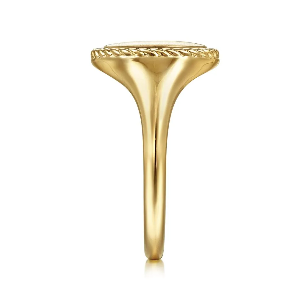Engraveable Signet Ring - 14K Yellow Gold