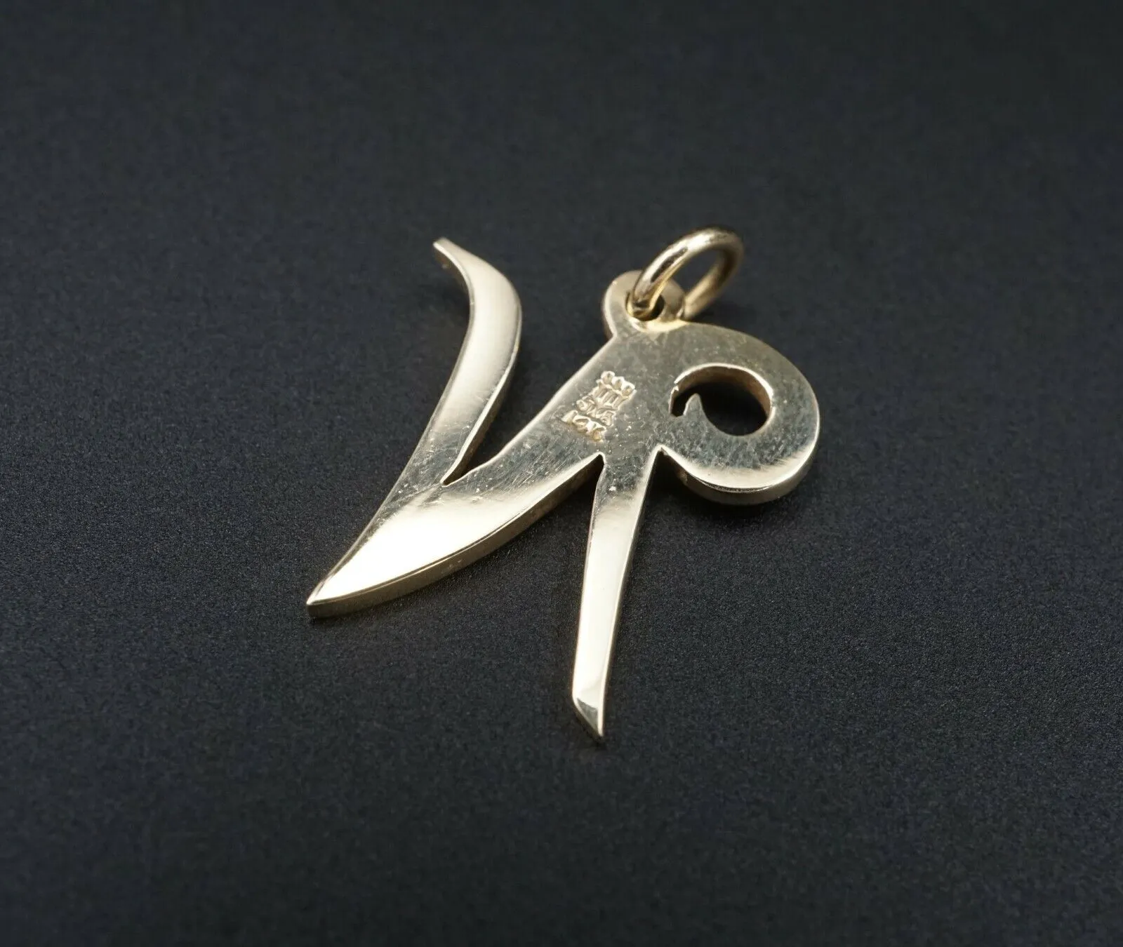 James Avery Large Script Initial Charm 14k Gold Retired Size 3/4" CHS1533