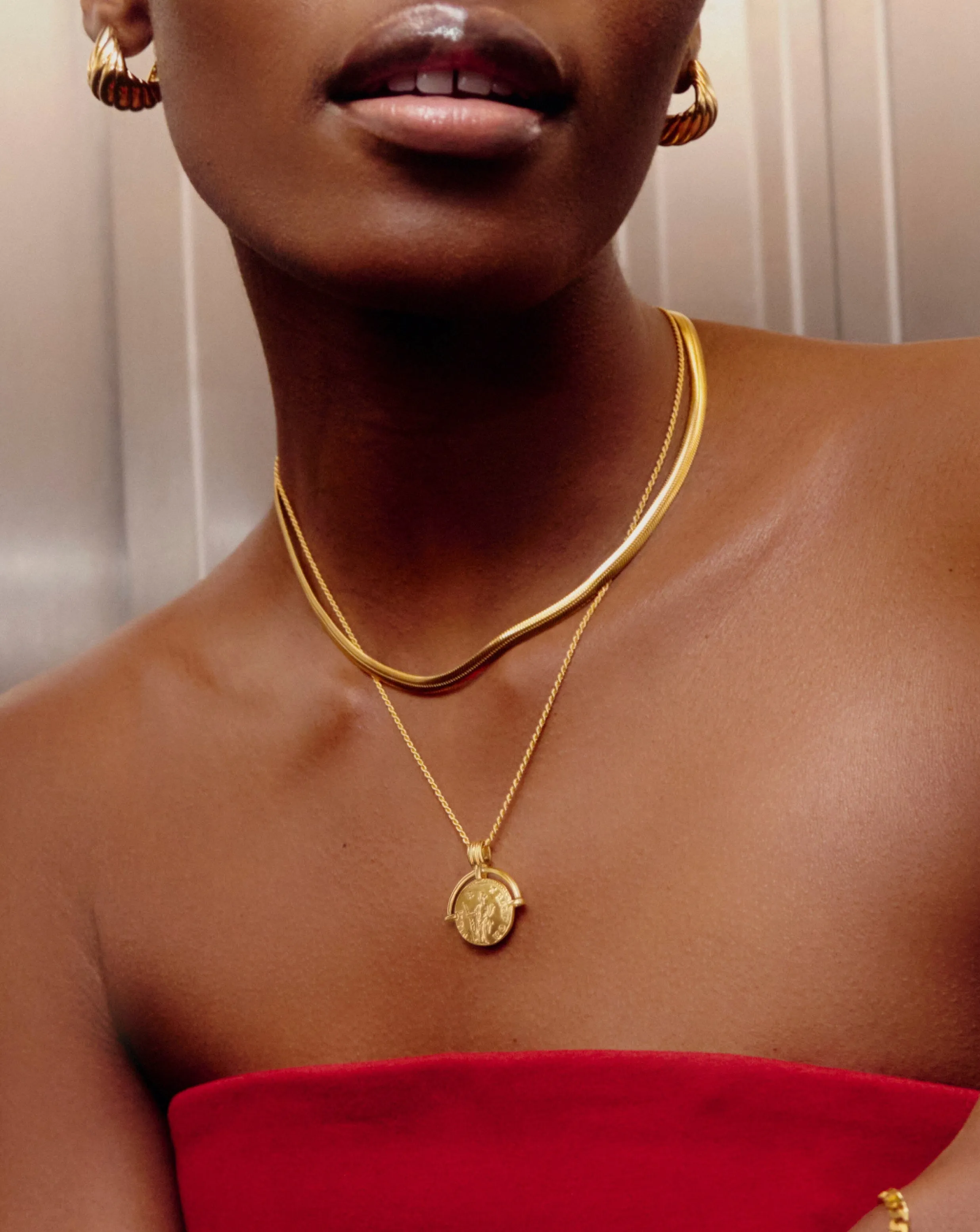 Lucy Williams Medium Engravable Roman Arc Coin Necklace | 18k Gold Plated