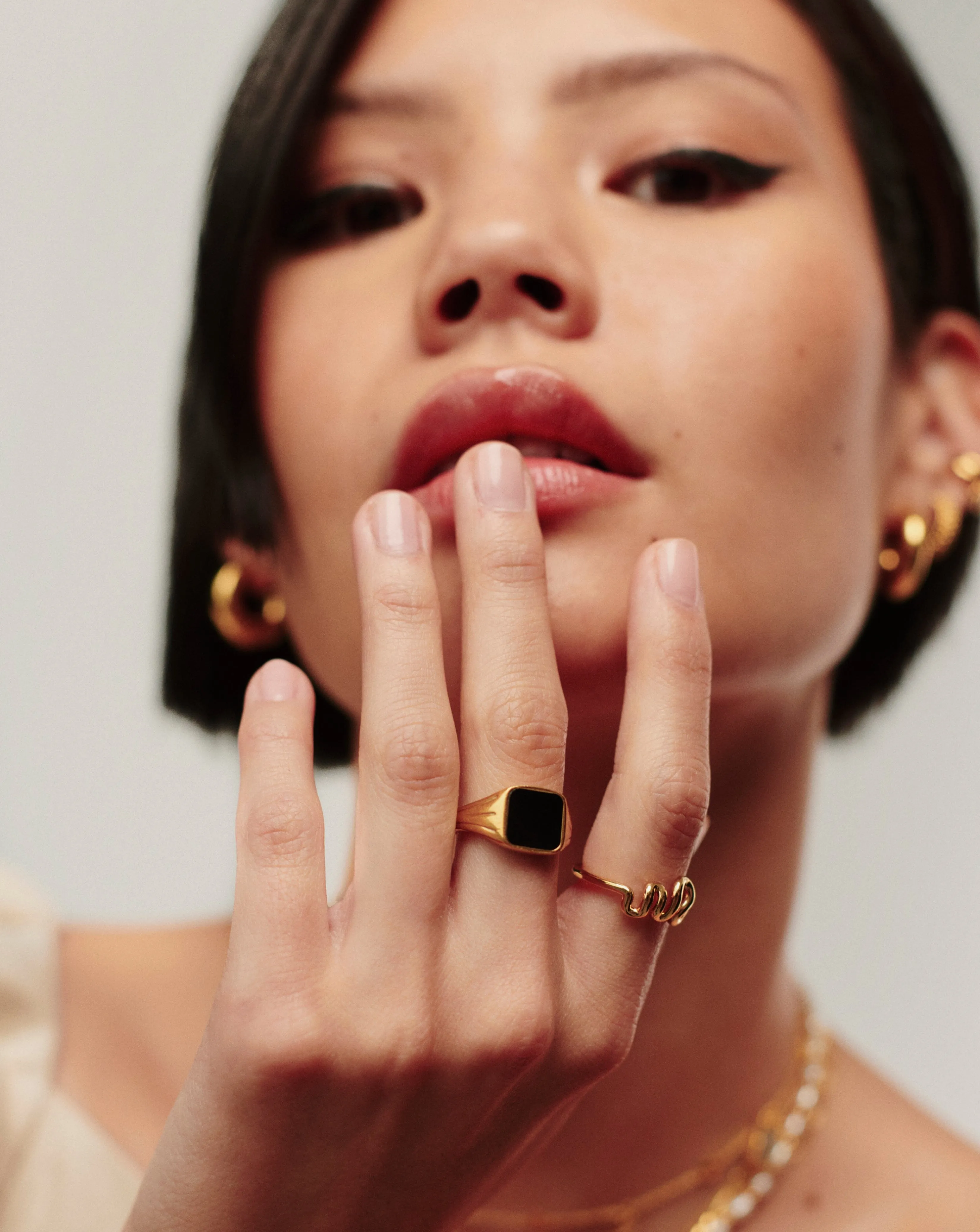 Lucy Williams Square Signet Ring | 18k Gold Vermeil/Black Spinel