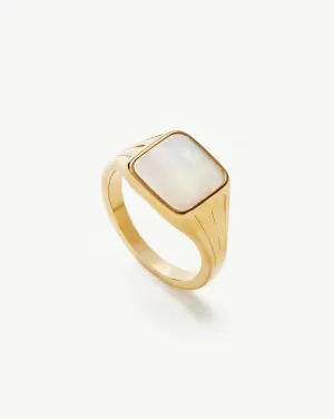 Lucy Williams Square Signet Ring | 18k Gold Vermeil/Mother of Pearl