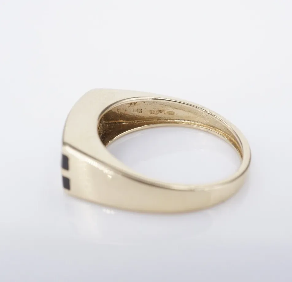 Maui Divers 14K Yellow Gold Signet Black Coral Inlay Ring Size 6 RG4268