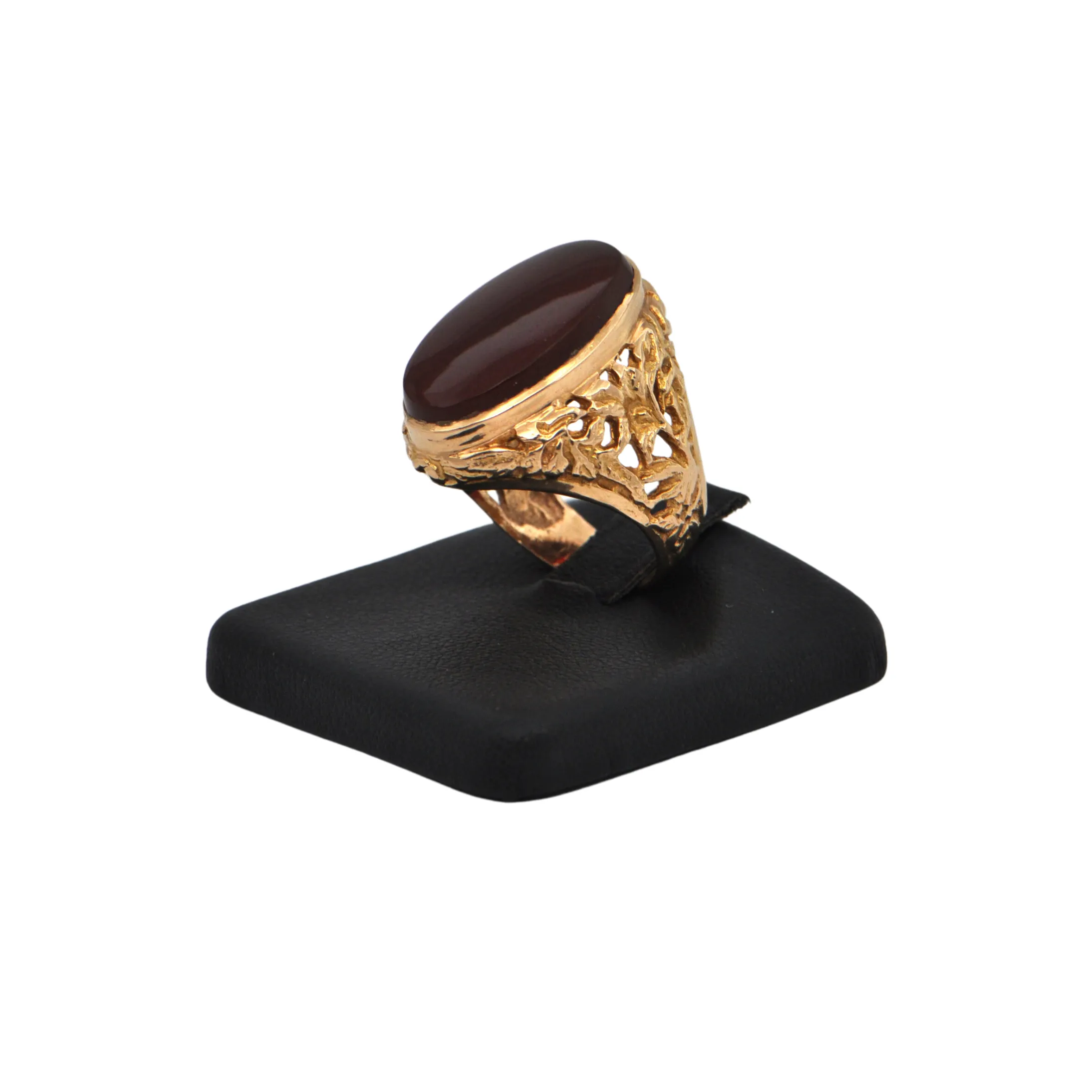 Vintage Carnelian 18K Gold Signet Ring